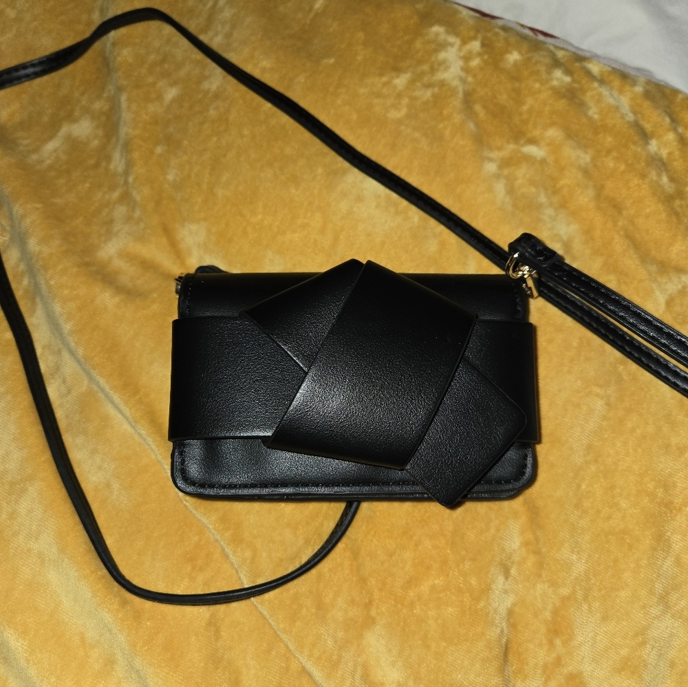 On 34th Black Wallet Crossbody/Wristlet